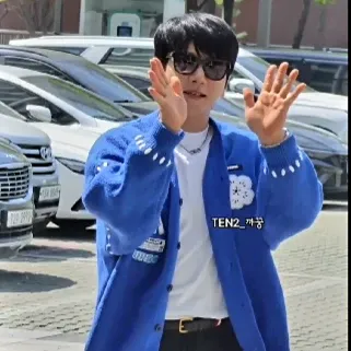 Latest photo of Hwang Chiyeol