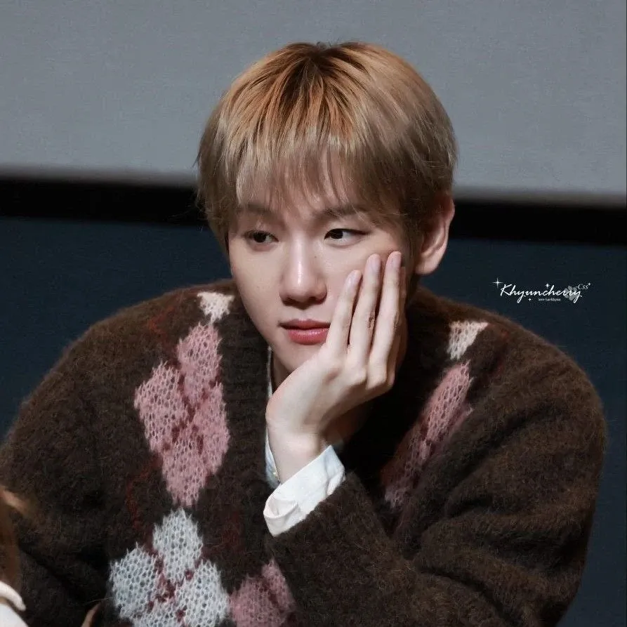 Foto aktivitas terbaru EXO