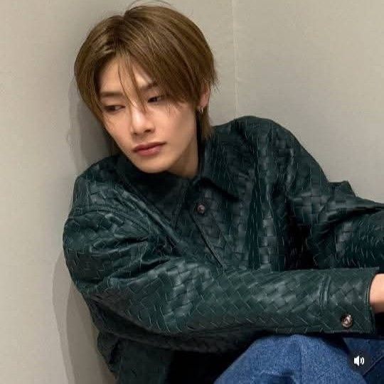 아이엔 (Stray Kids)의 비하인드 컷