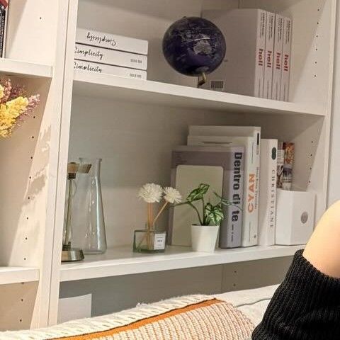 Foto terbaru Solar (MAMAMOO)