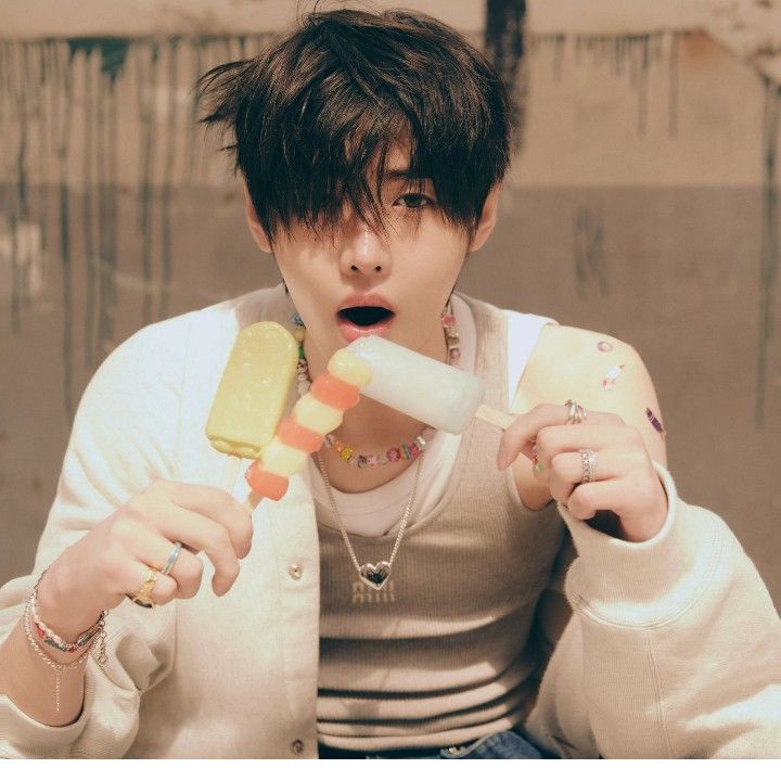 ソンフン (ENHYPEN)の最新写真