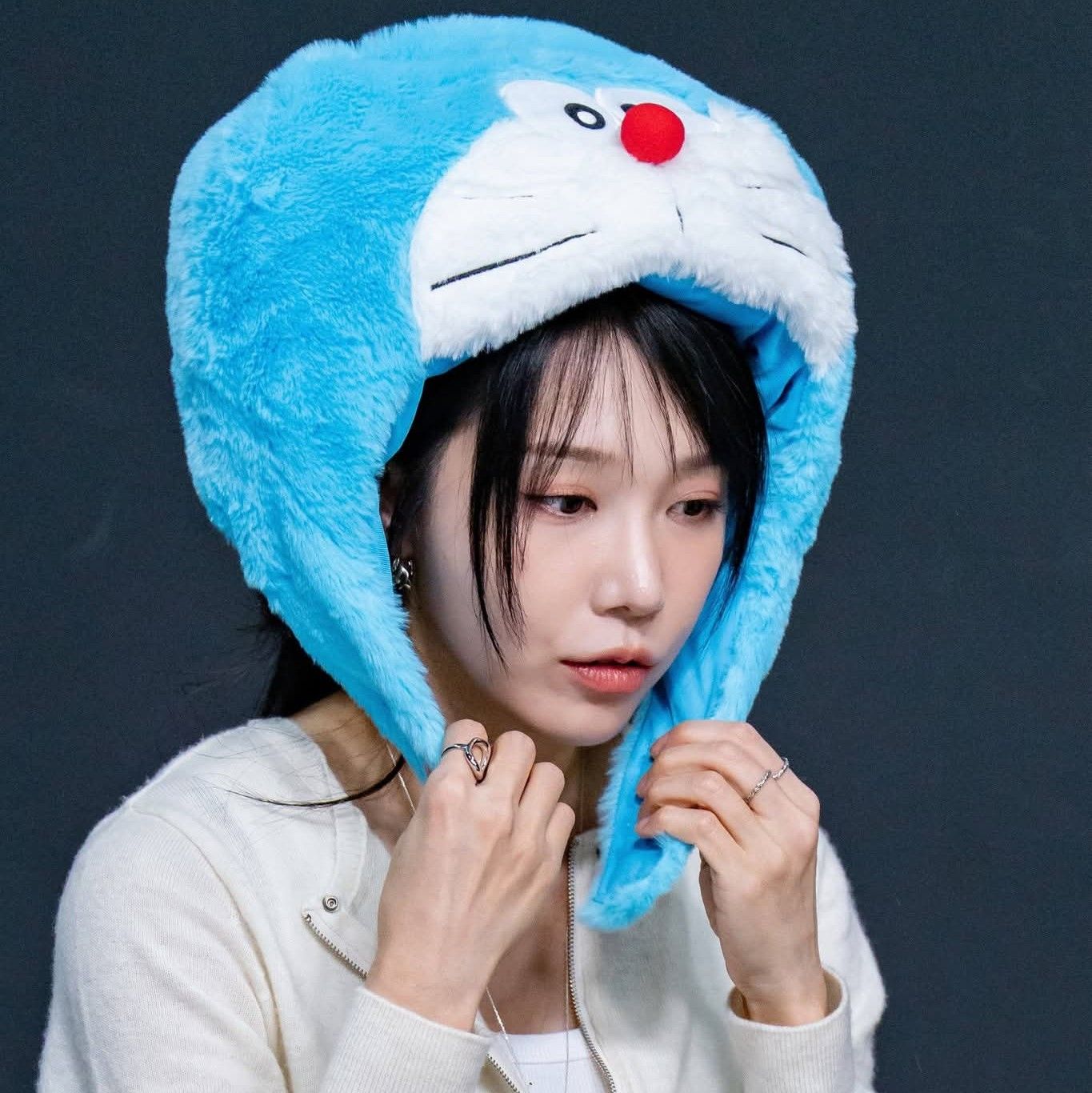 Behind-the-scenes cut of Jeong Eunji (Apink)