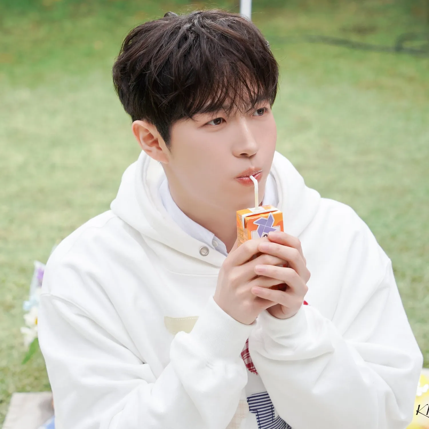 Foto aktivitas terbaru Kim Jaehwan