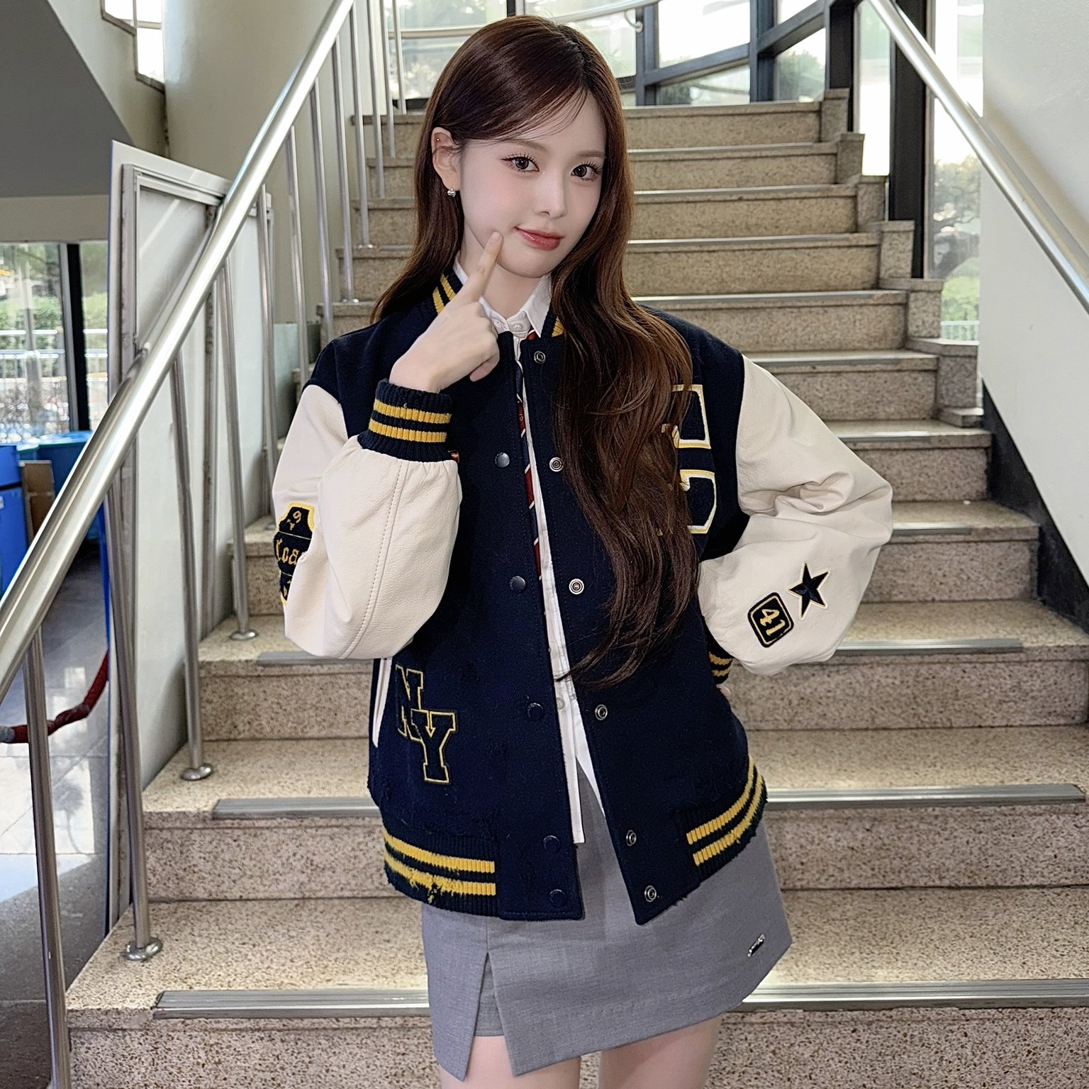 Behind-the-scenes cut of izna