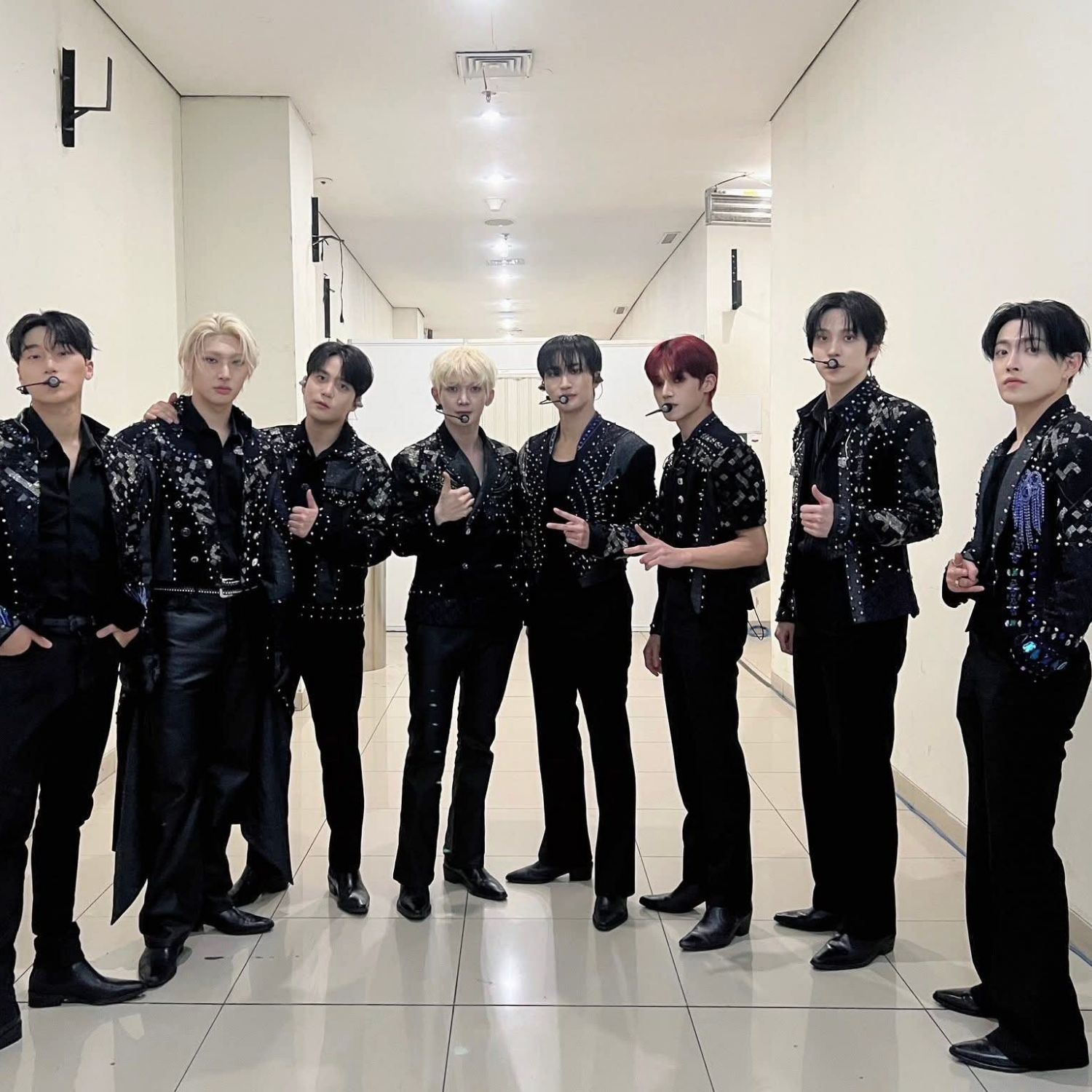 에이티즈의 비하인드 컷