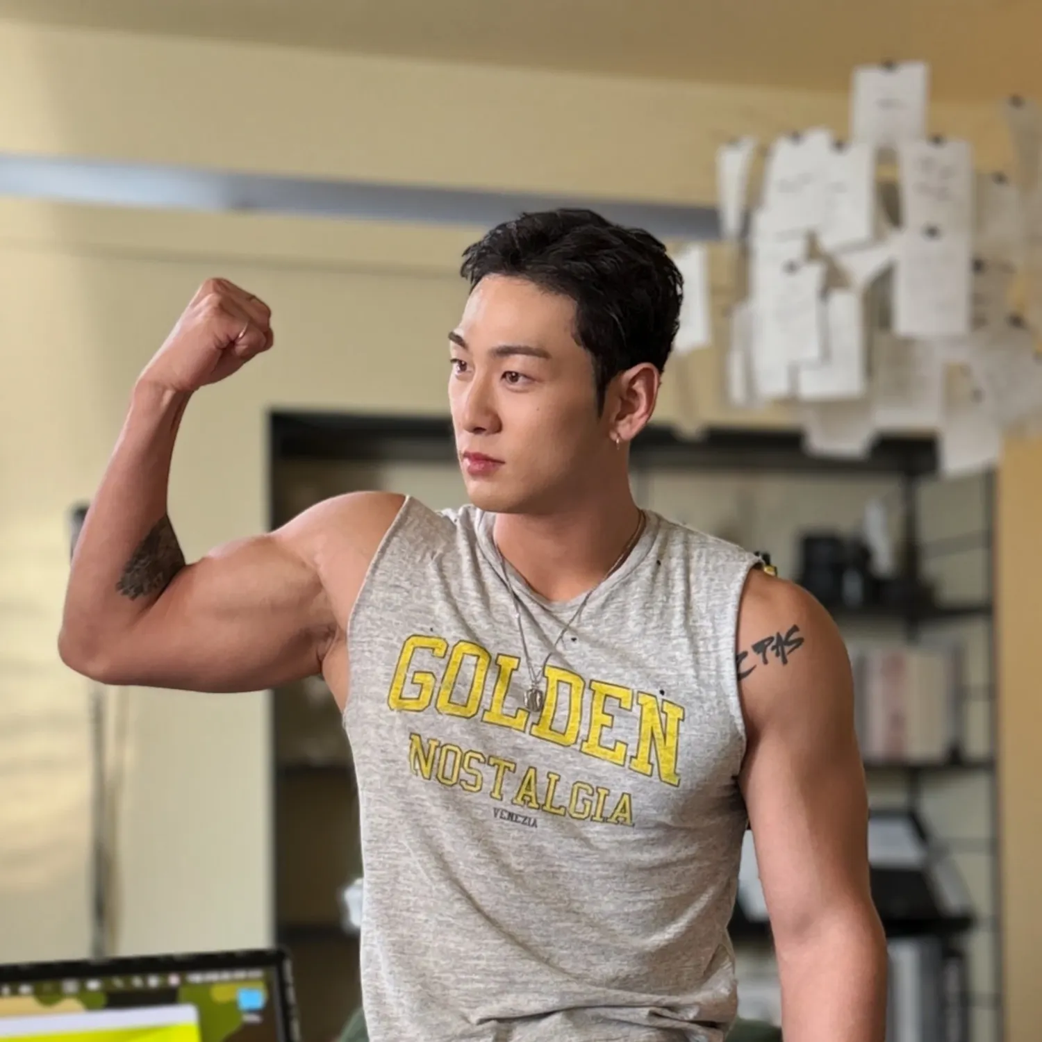 A moment captured by Baekho's fan