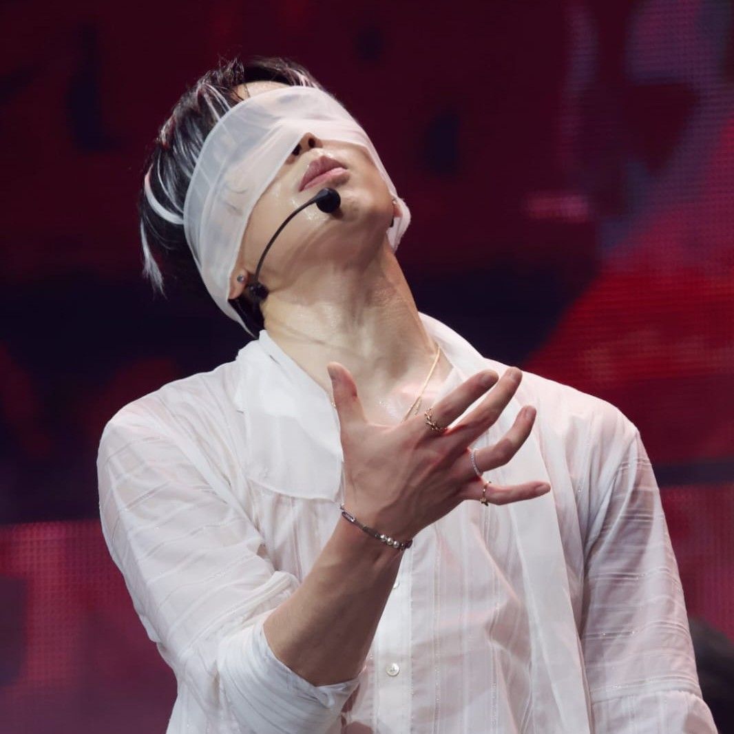 Behind-the-scenes cut of Rocky