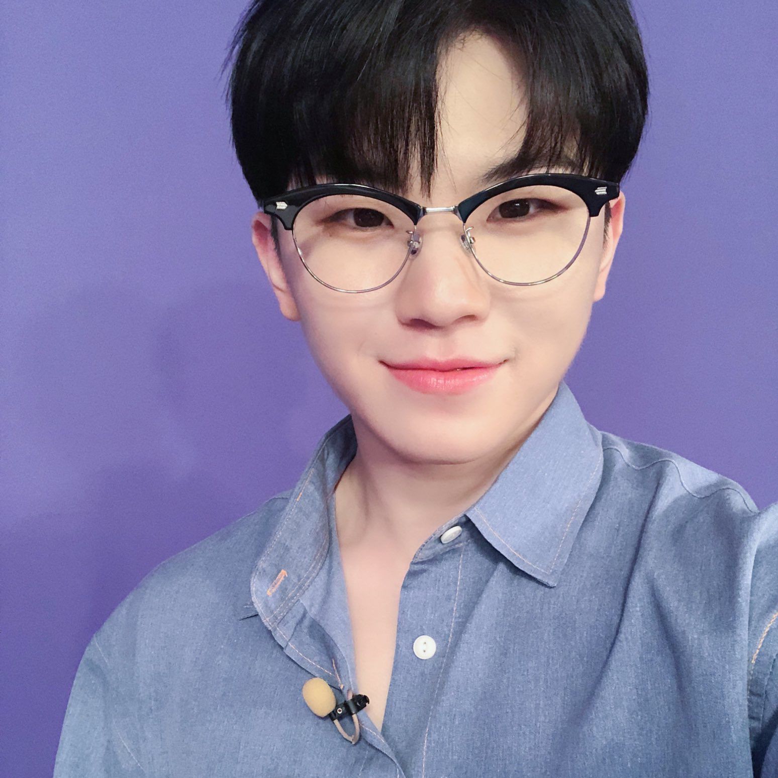 A moment captured by Woozi (SEVENTEEN)'s fan
