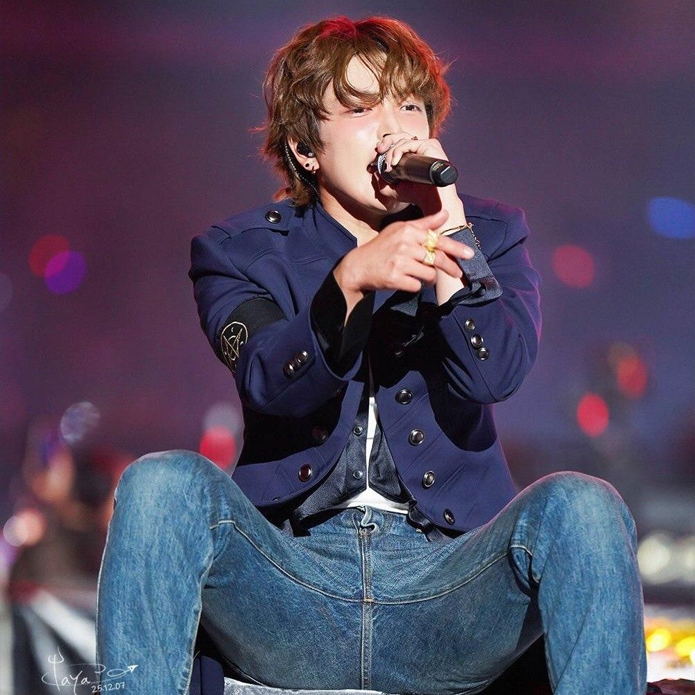 A moment captured by Hongjoong (ATEEZ)'s fan