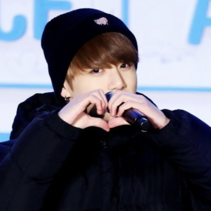 Momen yang diabadikan oleh penggemar Jungkook (BTS)