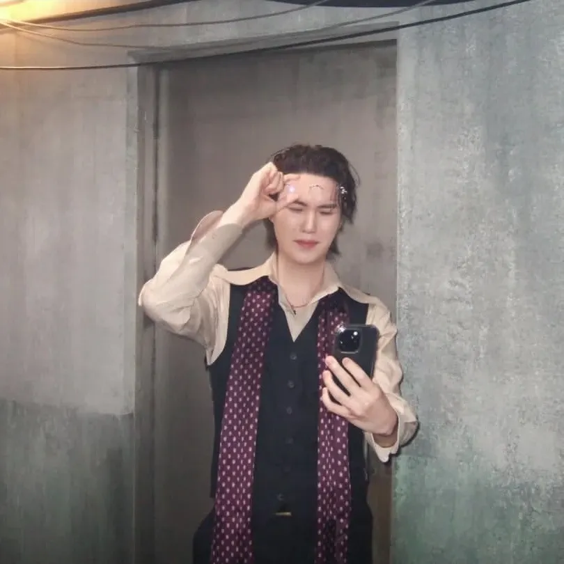 Latest photo of SUGA (BTS)