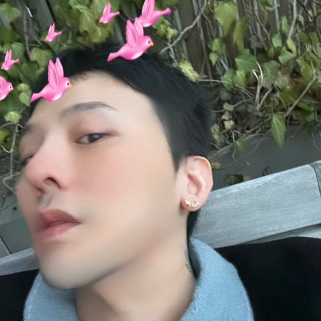 Latest photo of G-DRAGON (BIGBANG)