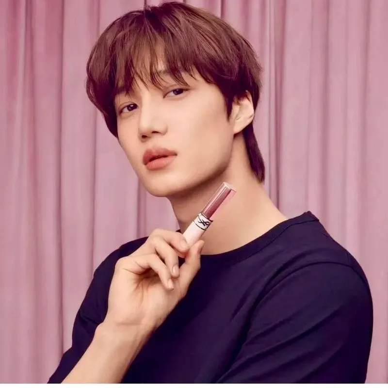 Foto aktivitas terbaru Kai (EXO)