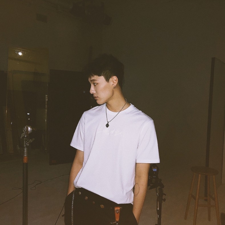 Behind-the-scenes cut of WOODZ