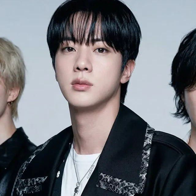 Potret di balik layar Jin (BTS)
