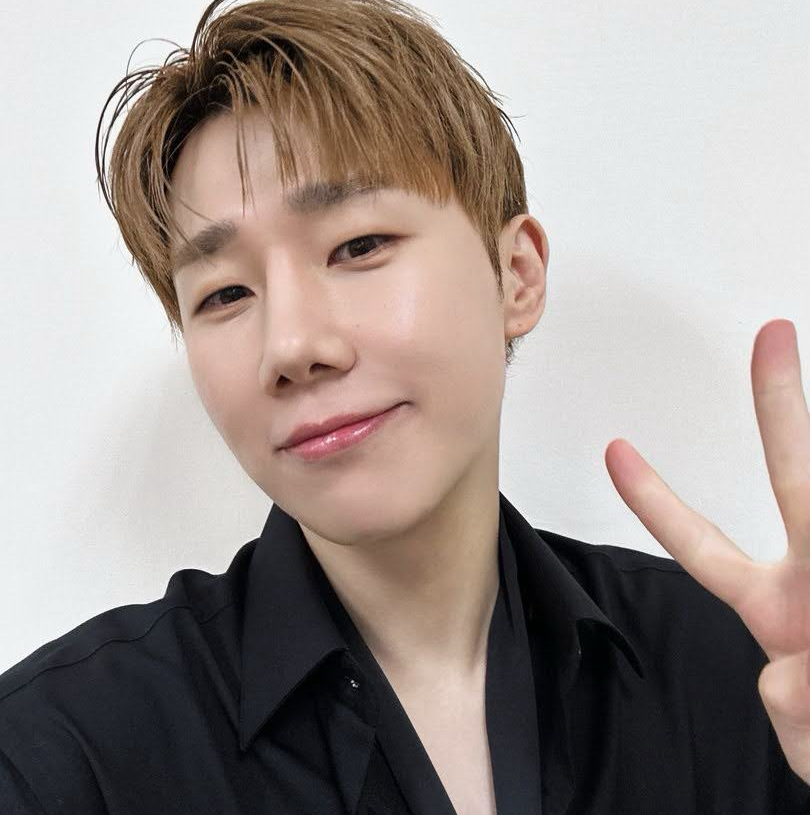 Recent activity shot of Sungkyu (INFINITE)