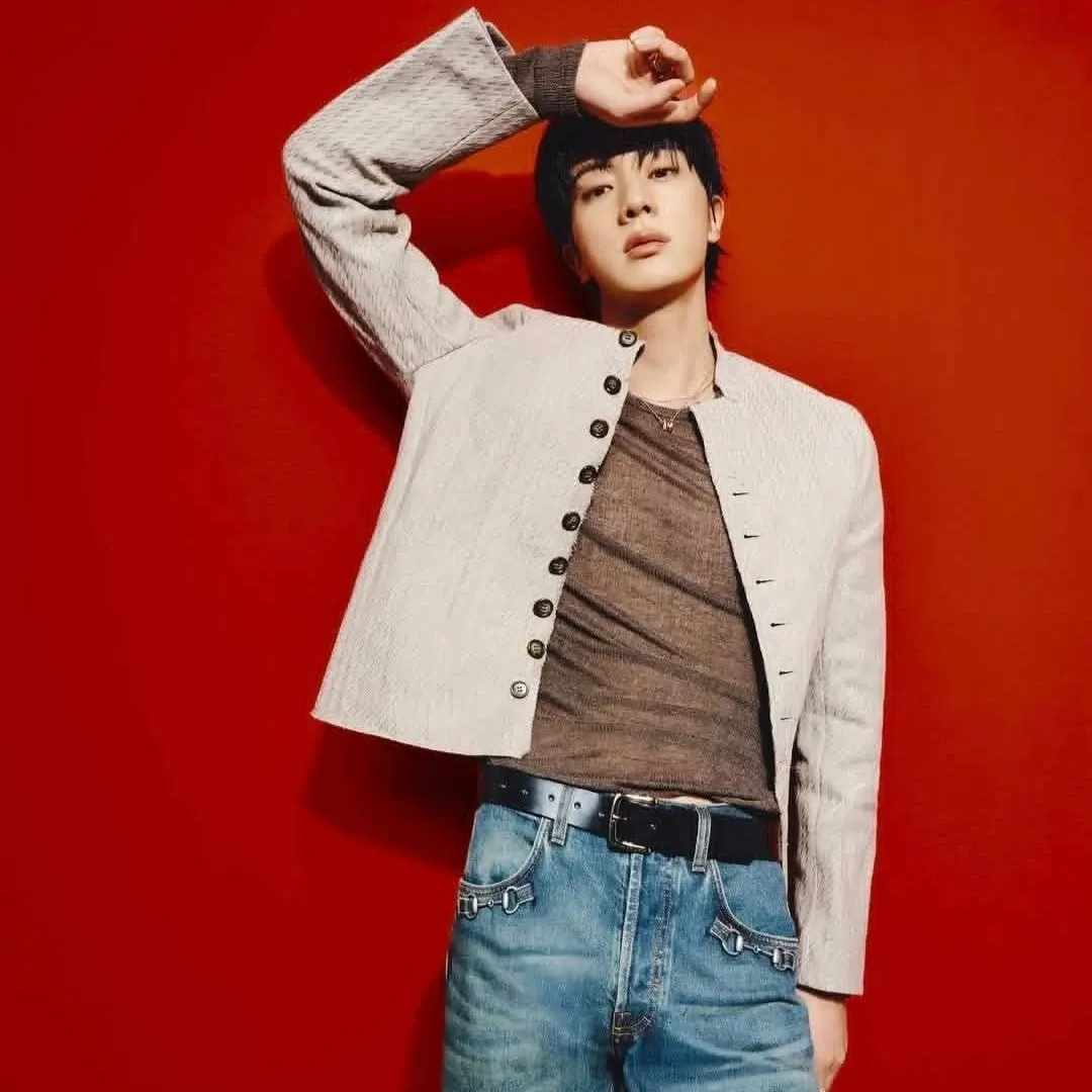 Potret di balik layar Jin (BTS)