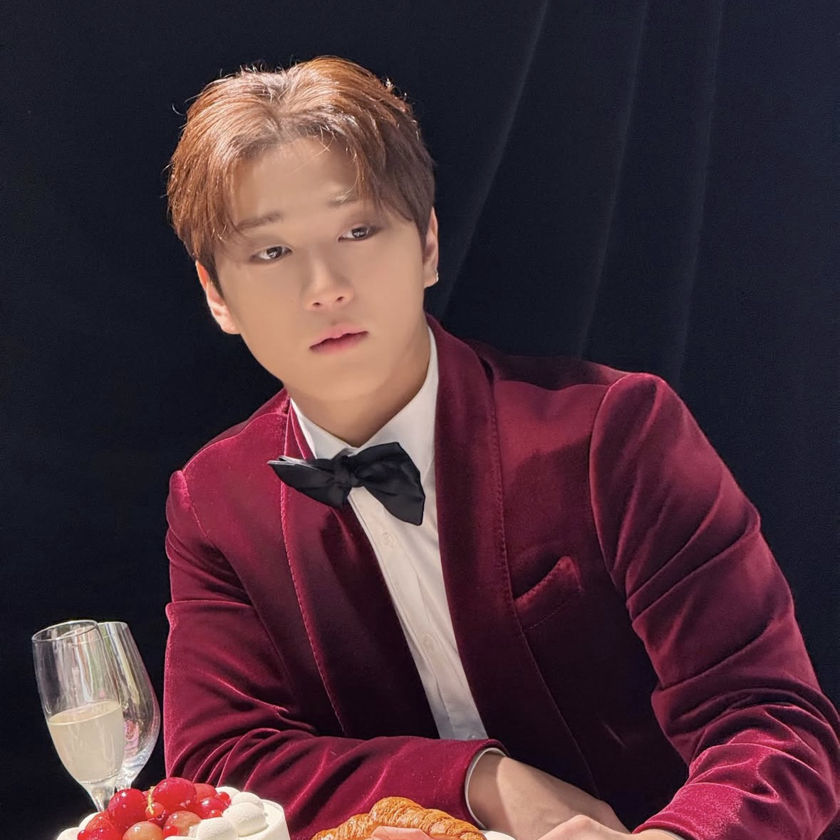 A moment captured by Hong Joochan (GoldenChild)'s fan