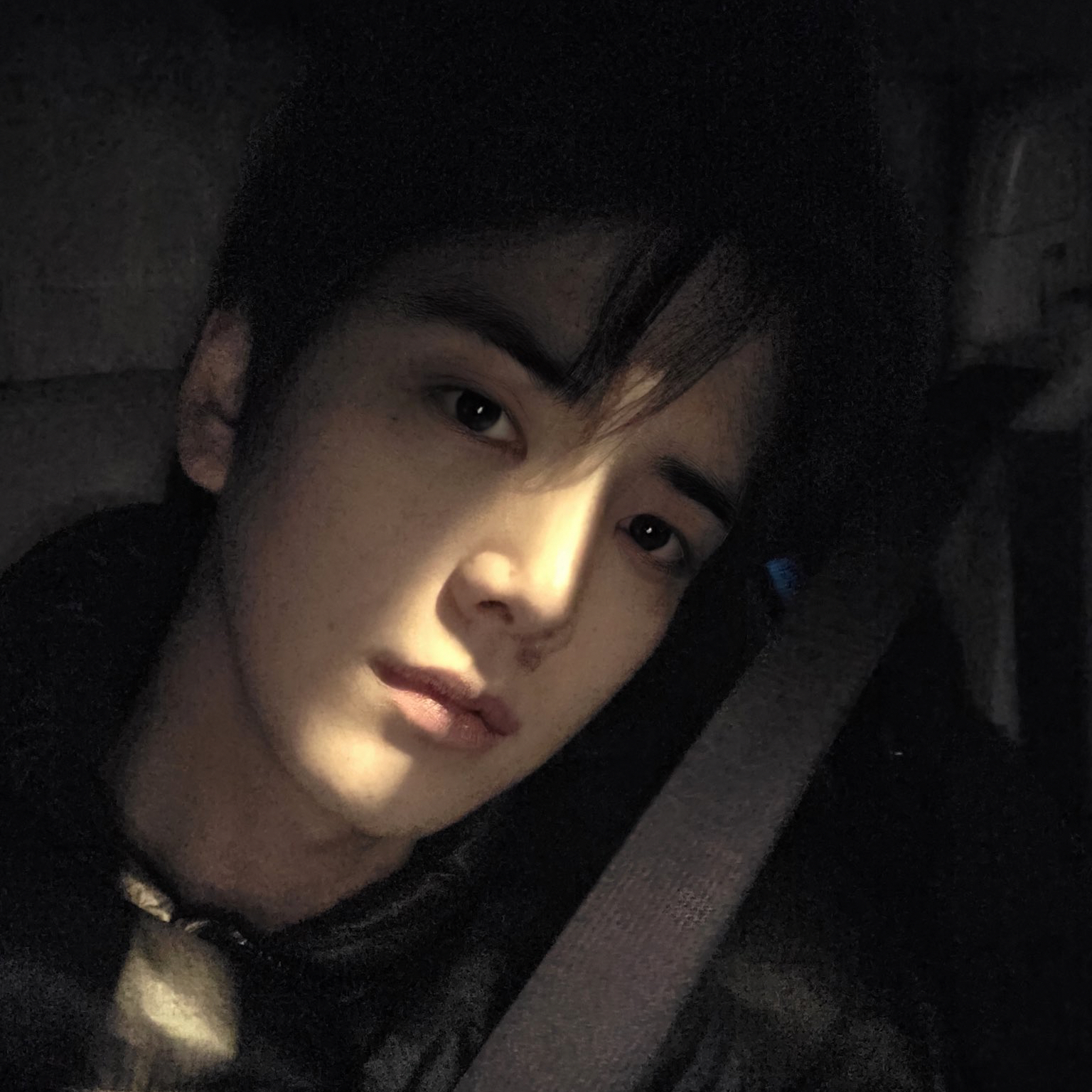 Behind-the-scenes cut of Younghoon (THE BOYZ)