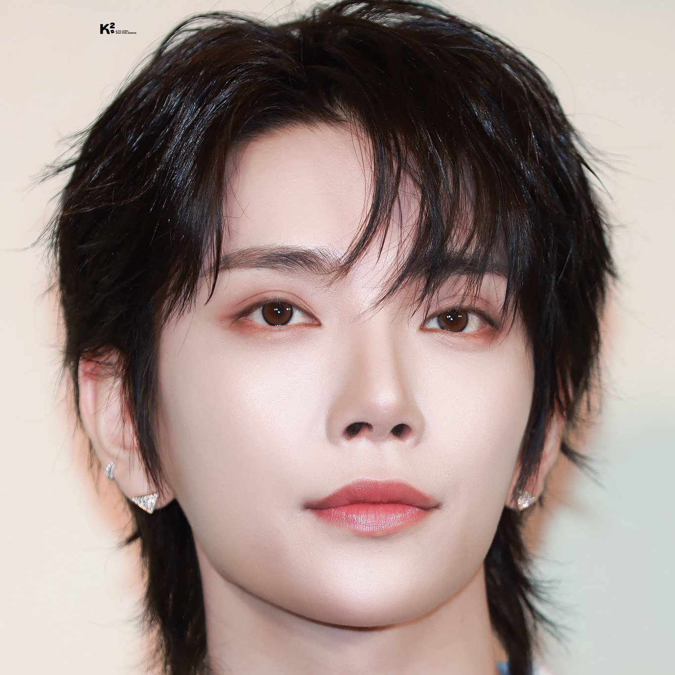 Behind-the-scenes cut of Joshua (SEVENTEEN)