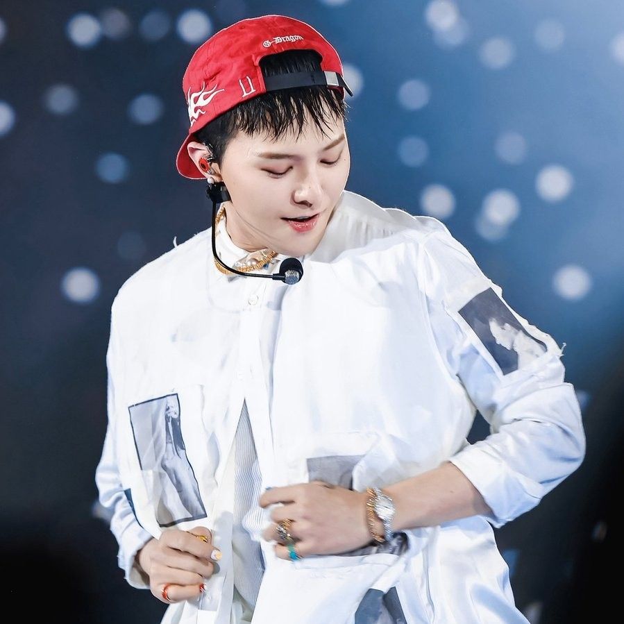 Latest photo of G-DRAGON (BIGBANG)