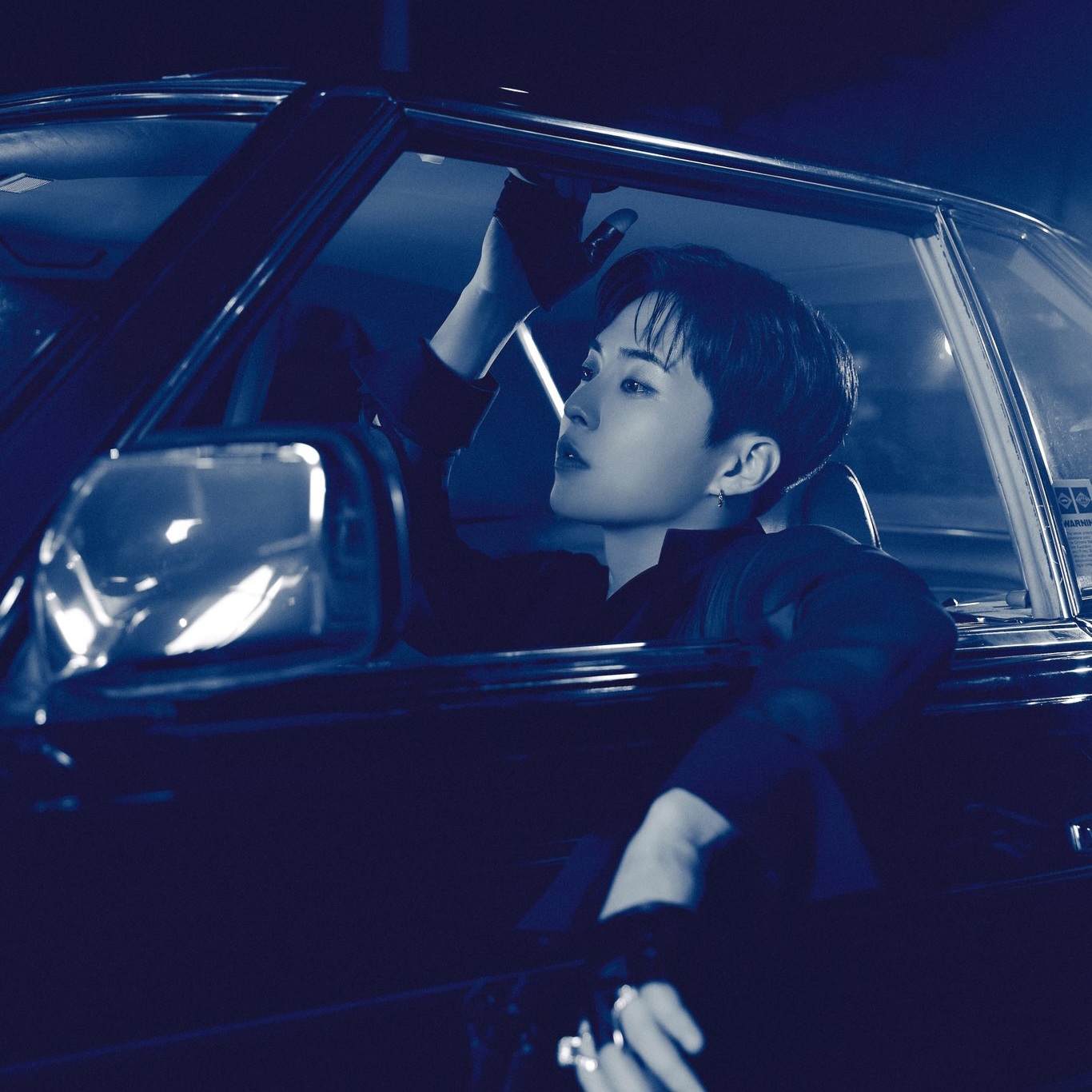 Behind-the-scenes cut of Xiumin (EXO)