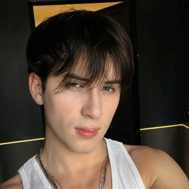 Latest photo of Alejandro (SANTOS BRAVOS)