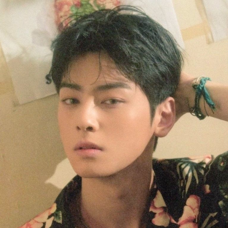 Latest photo of Eunwoo (ASTRO)