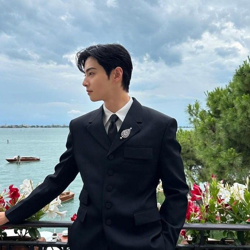 Behind-the-scenes cut of Eunwoo (ASTRO)