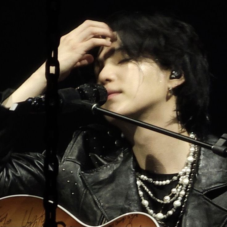 슈가 (방탄소년단) 최근 활동샷