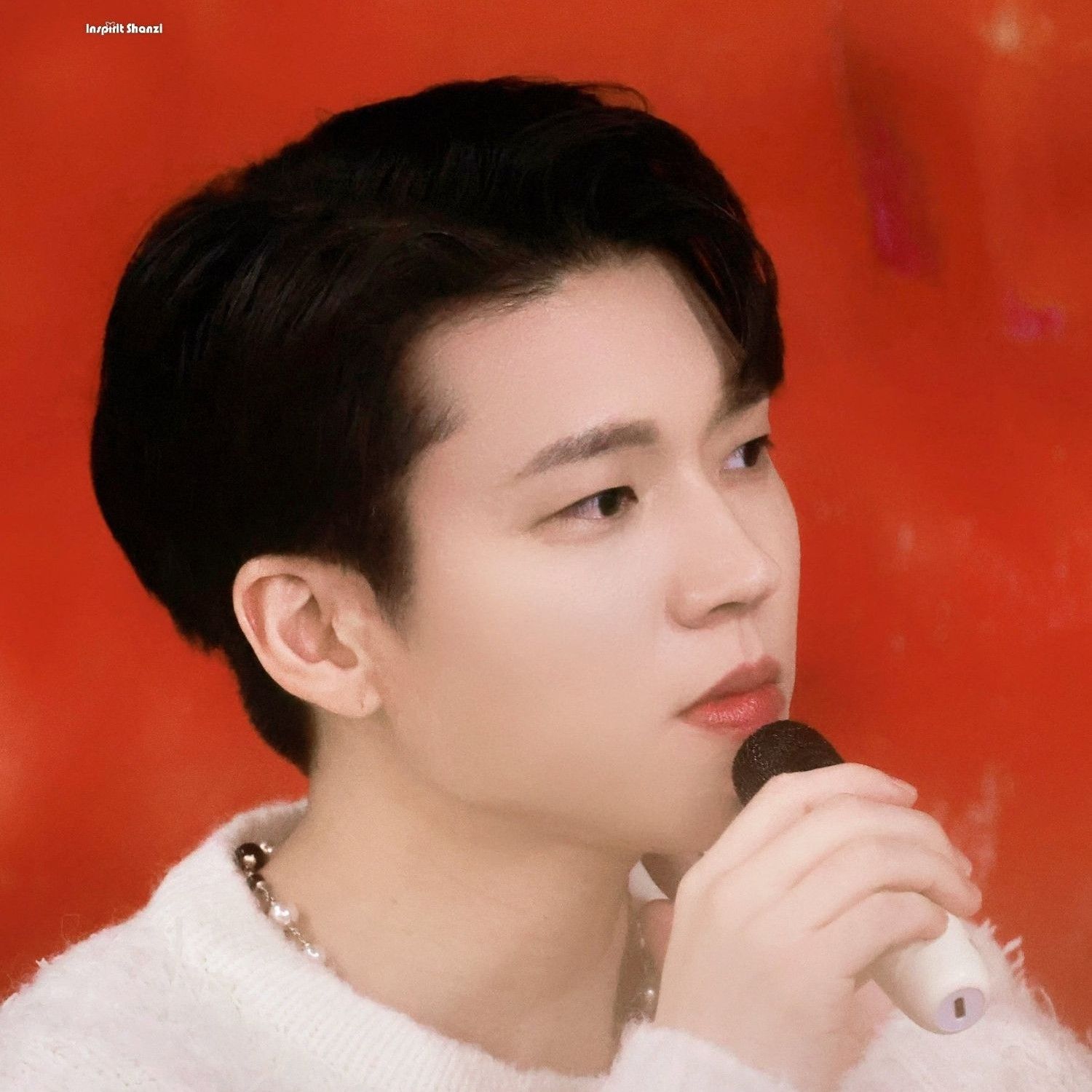 A moment captured by Woohyun (INFINITE)'s fan