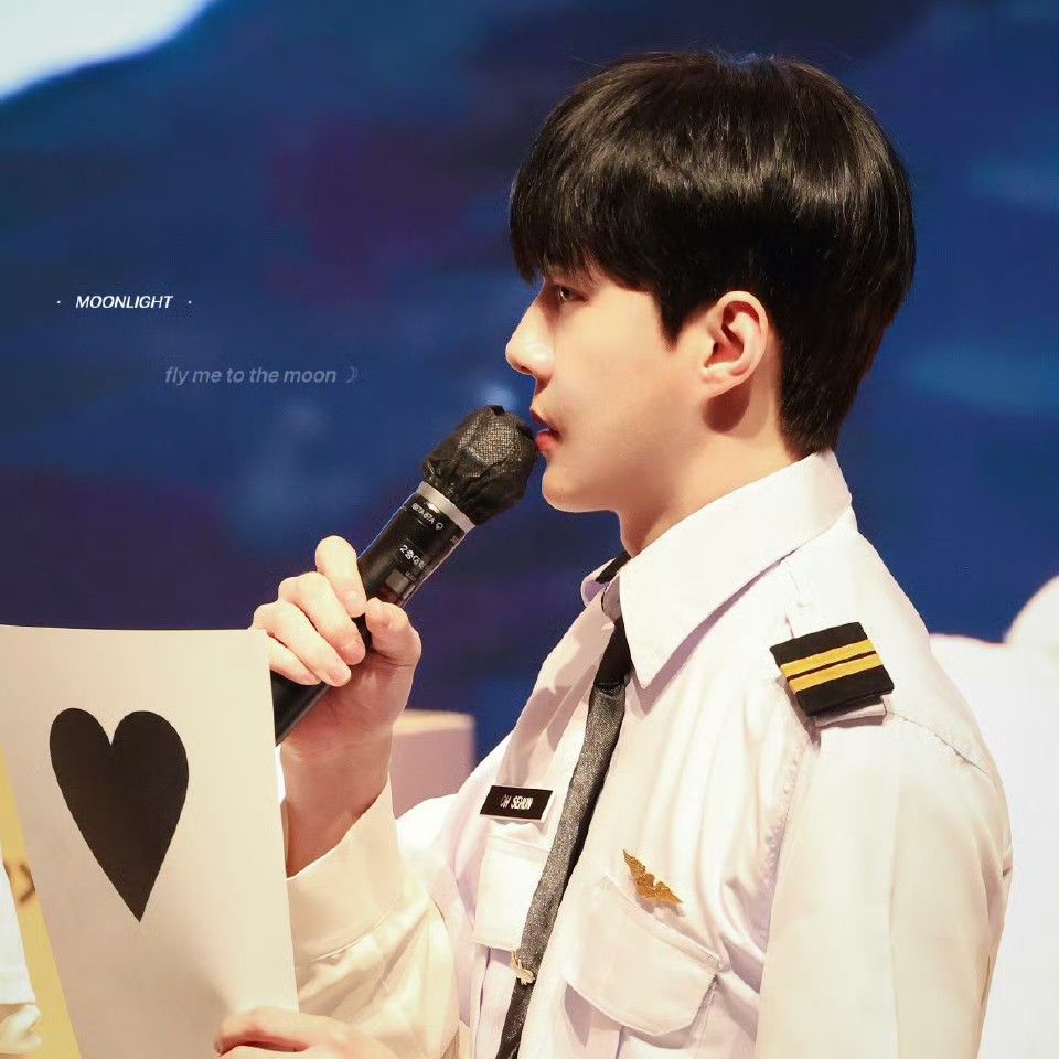 세훈 (EXO)의 비하인드 컷