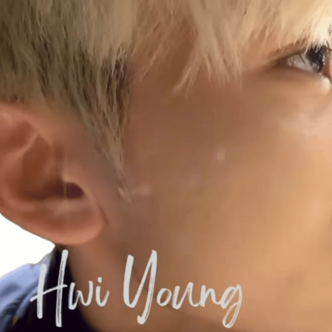 Latest photo of Hwiyoung (SF9)