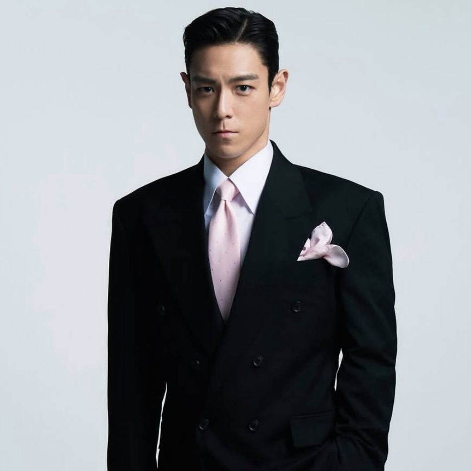 Foto aktivitas terbaru T.O.P