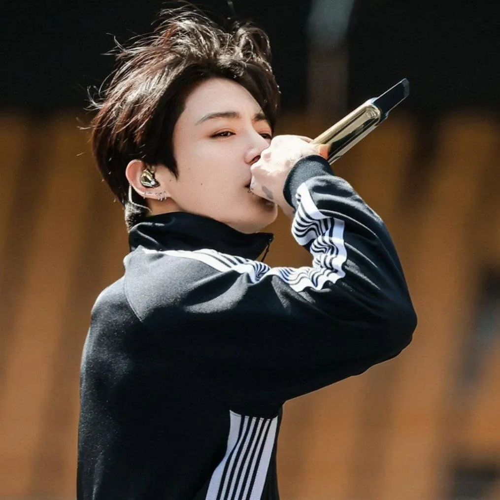 정국 (방탄소년단) 최근 활동샷