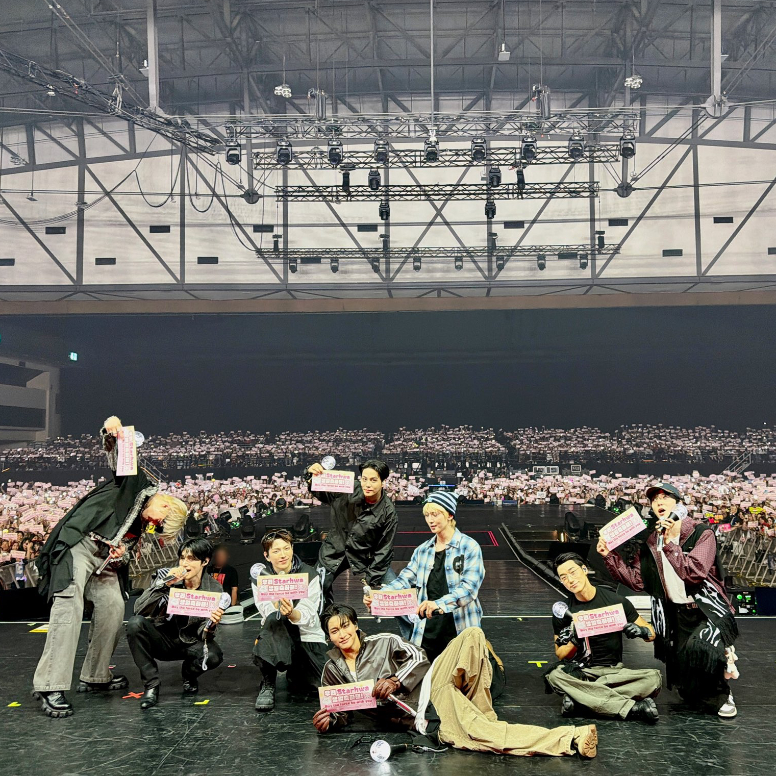 ATEEZ的最新照片