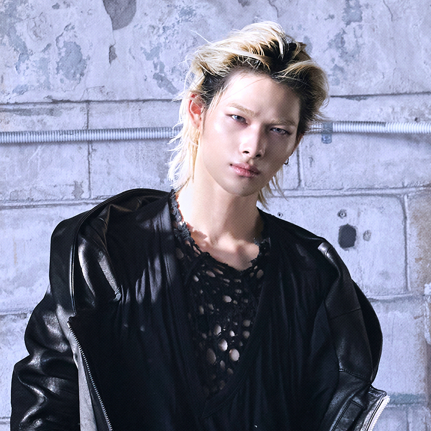 Behind-the-scenes cut of NI-KI (ENHYPEN)