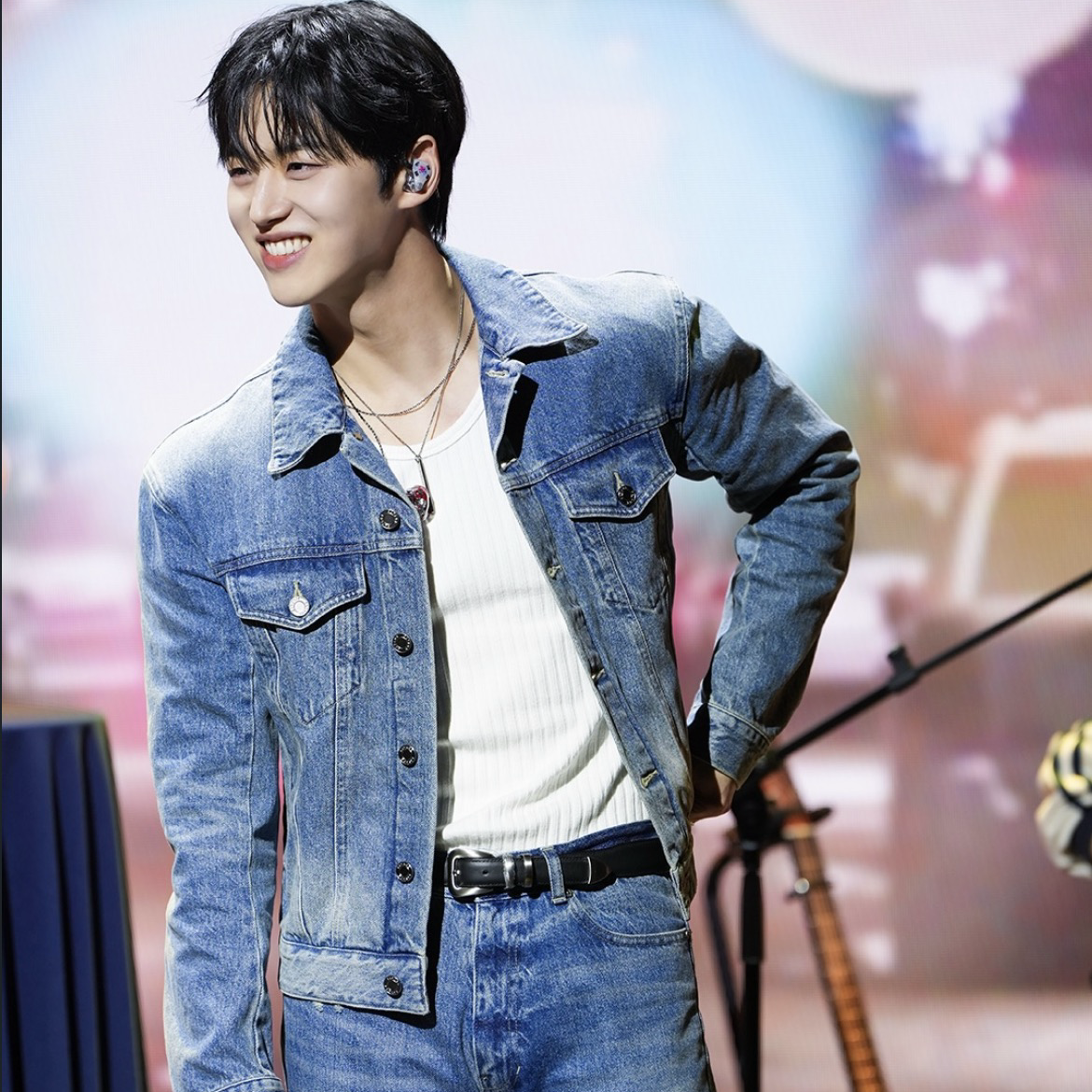 홍석 (펜타곤) 최근 활동샷