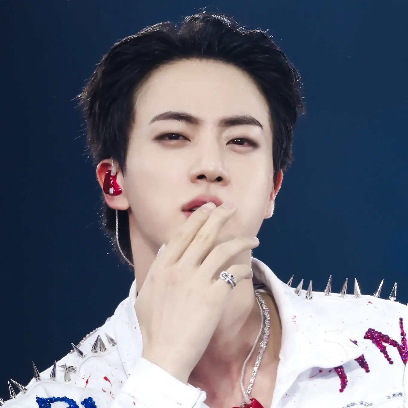 Foto terbaru Jin (BTS)