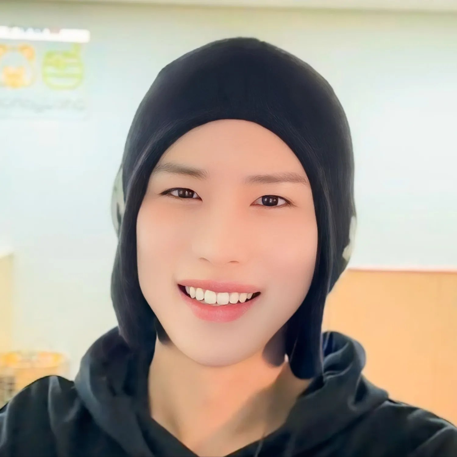 Behind-the-scenes cut of Wow (A.C.E)