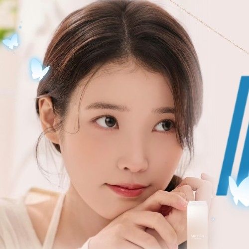 IUの最近の活動写真