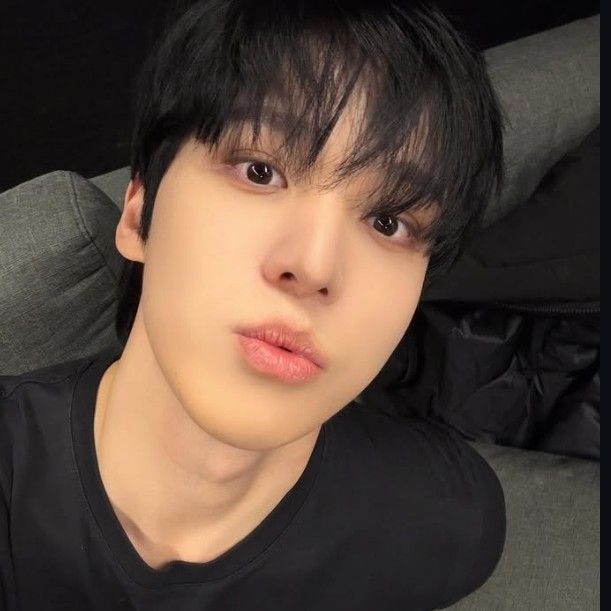 Behind-the-scenes cut of Yunho (ATEEZ)