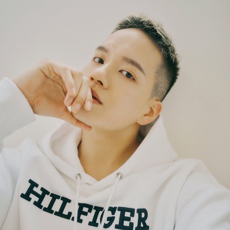 Recent activity shot of Peniel (BTOB)