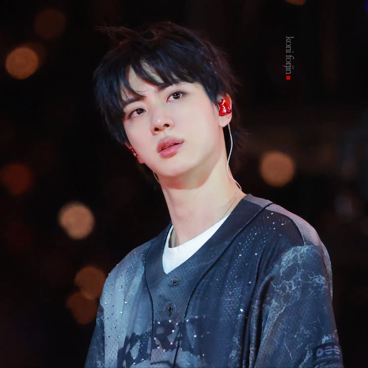 진 (방탄소년단)의 비하인드 컷