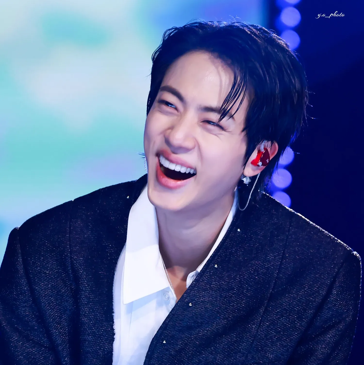 진 (방탄소년단)의 최신 사진