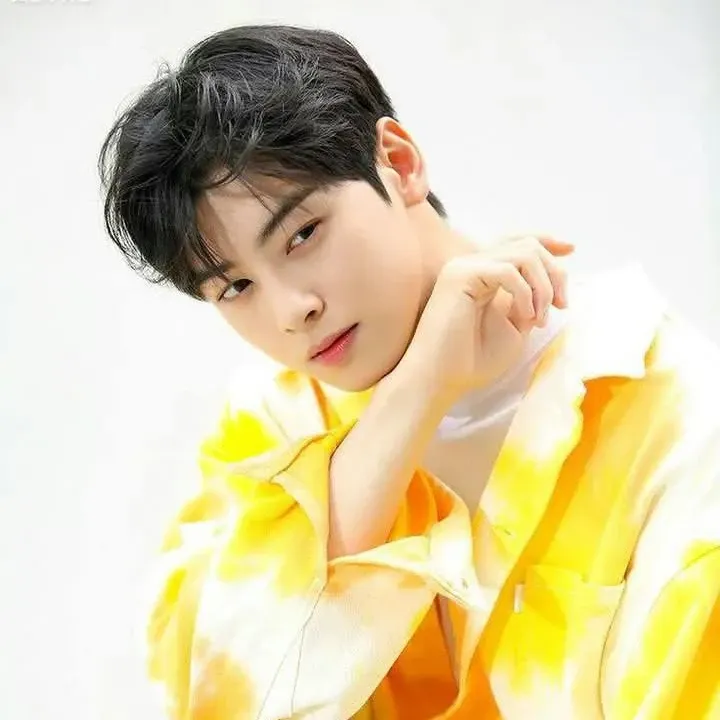 Latest photo of Eunwoo (ASTRO)