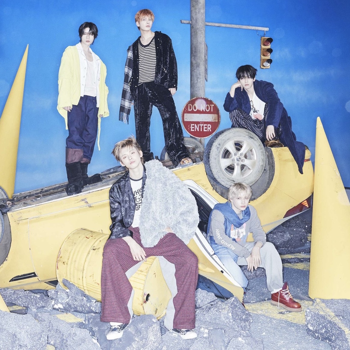 Latest photo of TOMORROW X TOGETHER