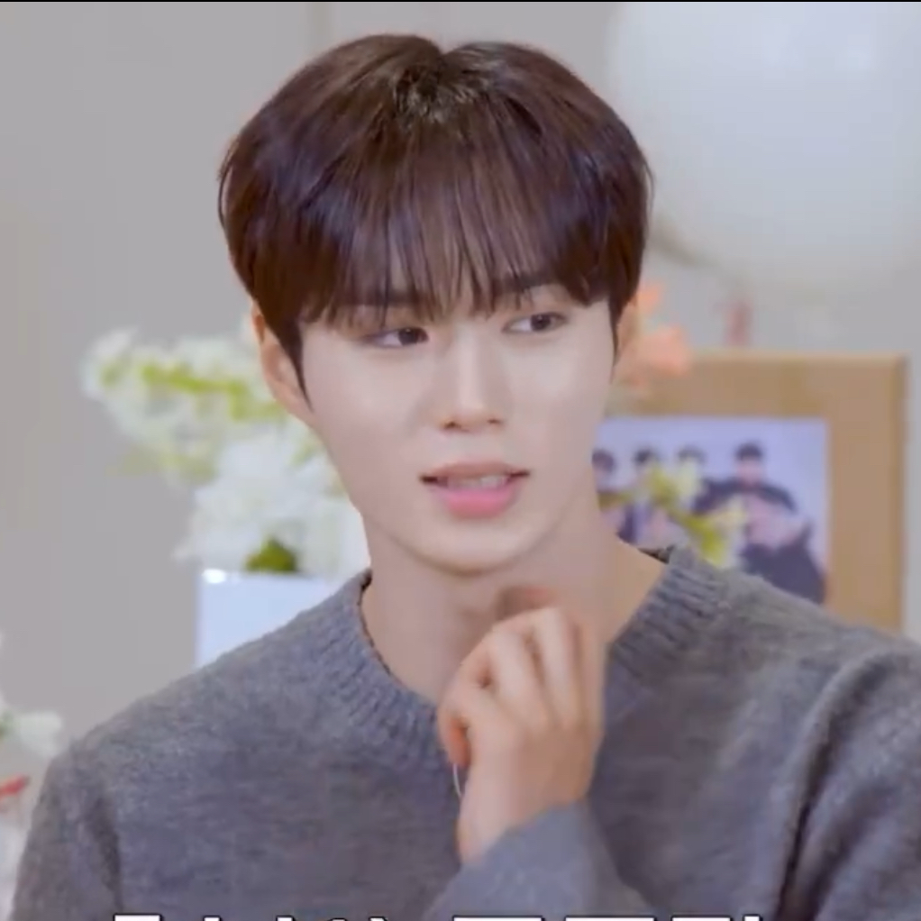 Recent activity shot of Kim Junseo (ALPHA DRIVE ONE)