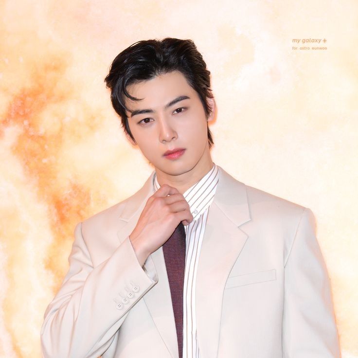 Latest photo of Eunwoo (ASTRO)