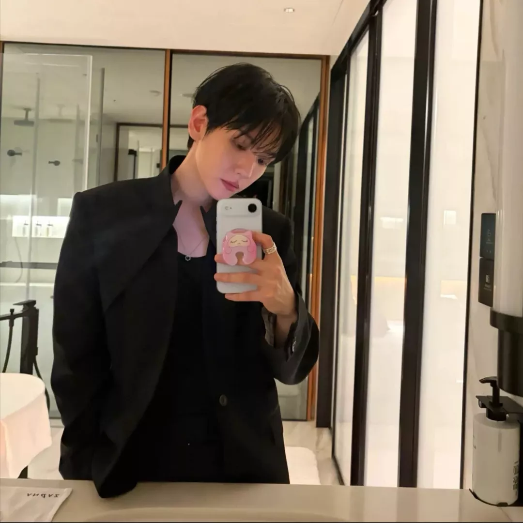 Momen yang diabadikan oleh penggemar Baekhyun (EXO)